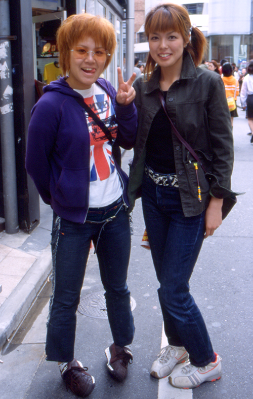 00196 18歳 女性 高校生（卒業）