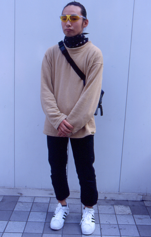 00197 19歳 男性 フリーター（事務、仕分け作業などのアルバイト内定中）