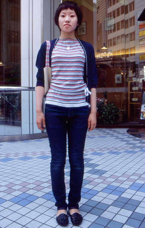 00263 19歳 女性 専門学校生（美容）