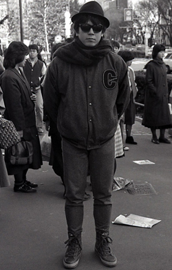 int042_h02 21歳 男性 大学生