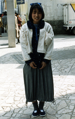 int068_s02 17歳 女性 高校生