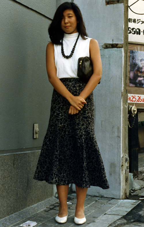 int073_s01 16歳 女性 高校生