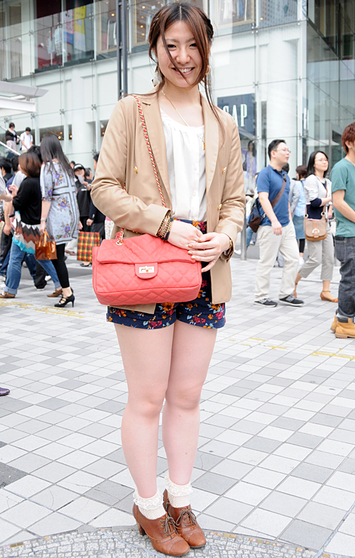 04124 24歳 女性 会社員（SE）