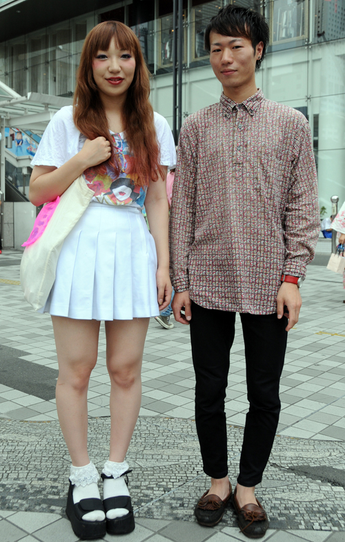 04227 19歳 女性 専門学校2年生（流通専門課程スタイリスト科）