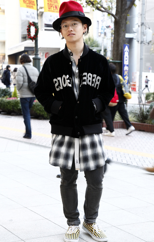 04738 21歳 男性 大学3年生（薬学部）