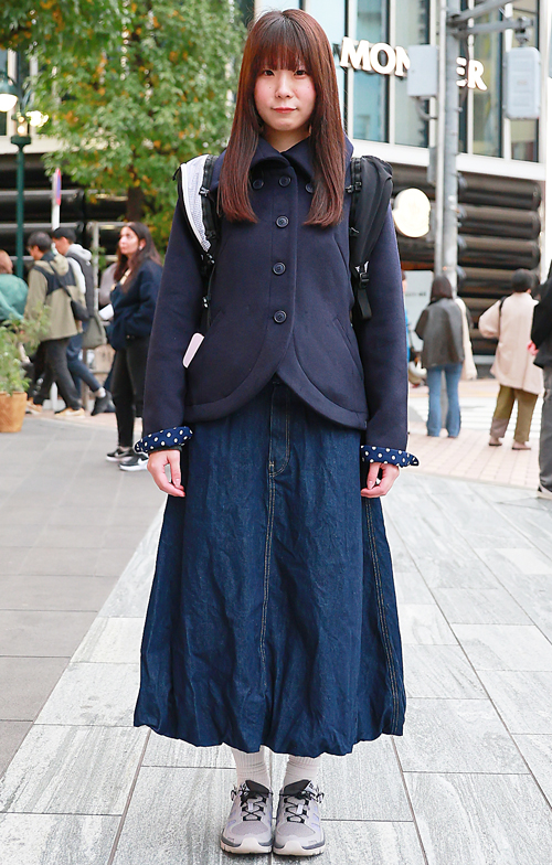 09745 25歳 女性 -