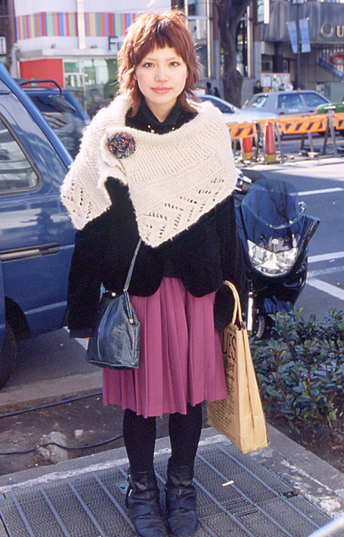 01493 21歳 女性 専門学校2年生（美容）