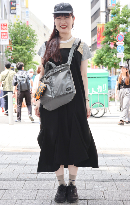 09261 32歳 女性 会社員（アパレル）