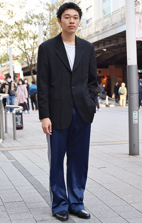 08509 22歳 男性 会社員（アパレル／販売員）