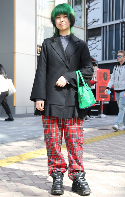 08803 19歳 女性 専門学校1年生（トリマー）