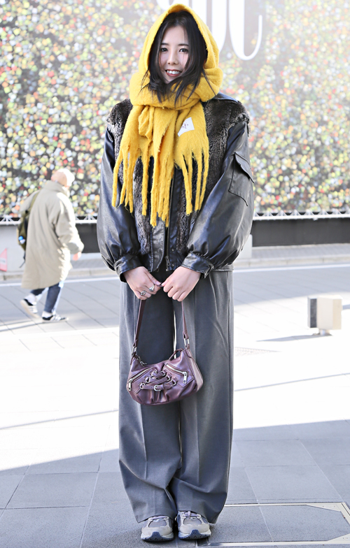 09439 20歳 女性 会社員（看護師）