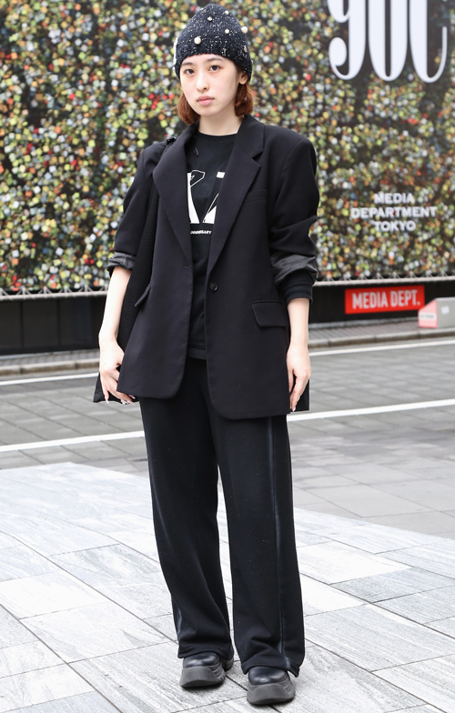 09566 24歳 女性 会社員（Webバナーのデザイナー、IT）