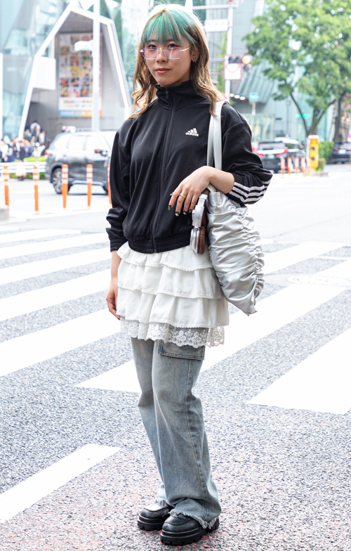 09581 20歳 女性 専門学校生（建築インテリア）