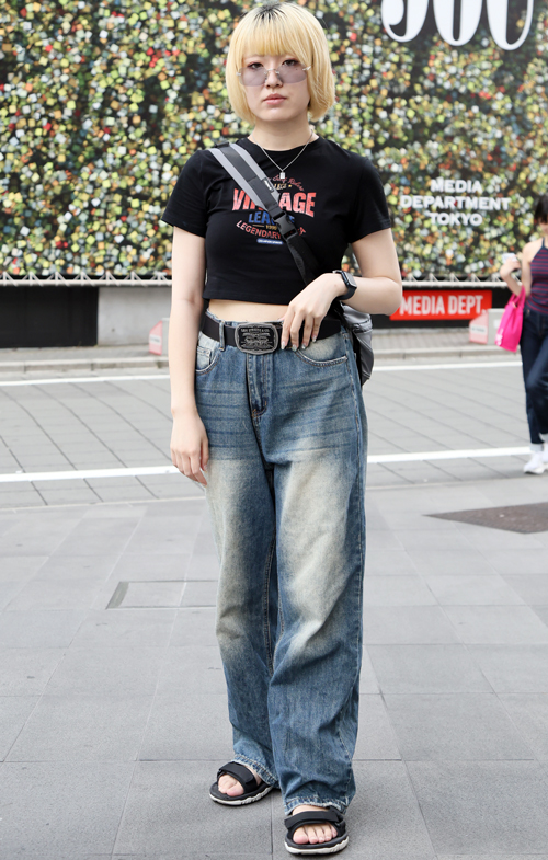 09625 23歳 女性 美容師