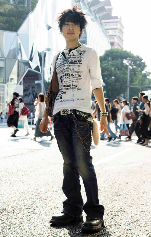 09640 20歳 男性 大学3年生（法学）