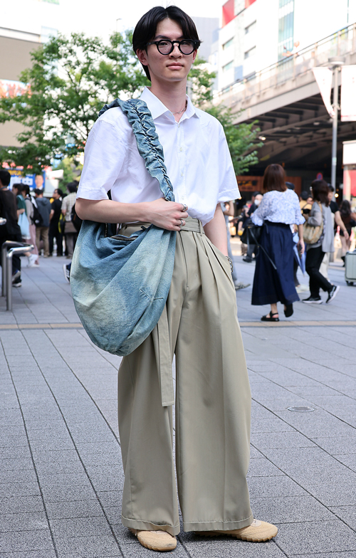 09649 22歳 男性 会社員（コンサルティング）