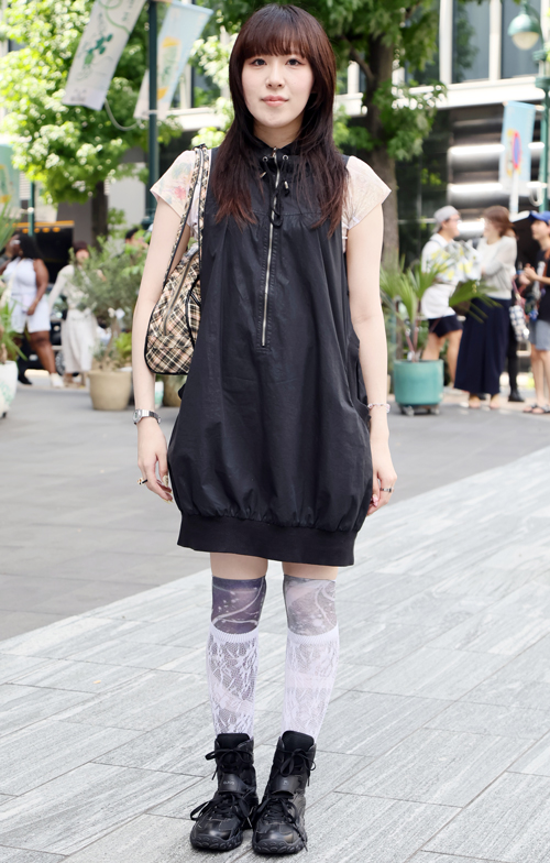 09660 22歳 女性 大学4年生（デザイン学）