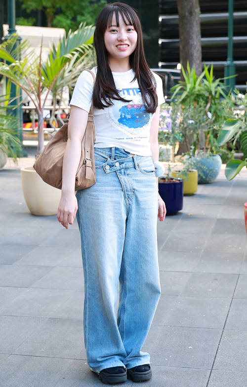 09689 24歳 女性 会社員（医療事務）