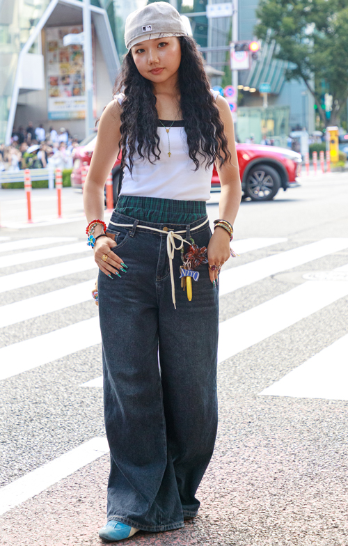 09694 19歳 女性 大学2年生