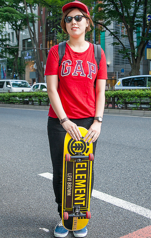 05015 24歳 女性 フリーター（フィットネスクラブ）