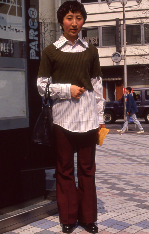 int160_ 17歳 女性 高校生