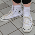定点観測,ストリートファッション,ストリートスナップ,ファッションスナップ,across,アクロス,白,ホワイト,white,白トップス,白シャツ,白Tシャツ,カットソー,ワンピース,全身白,オールホワイト,プリーツ,モード,モノトーン,コンバース,CONVERSE,