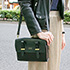 定点観測,ストリートファッション,ストリートスナップ,ファッションスナップ,across,アクロス,streetsnap,fashion,snap,street,street,style,streetstyle,bag,バッグ,ポシェット,小さいバッグ,ミニバッグ,ちびバッグ,ショルダーバッグ,ミニショルダー,2個持ち,肩かけ,小型化,財布,ケータイ,アクセサリー感覚,ワンポイント,ワンショルダー,斜めがけ,ストラップ,だらり掛け,UNITED BAMBOO
