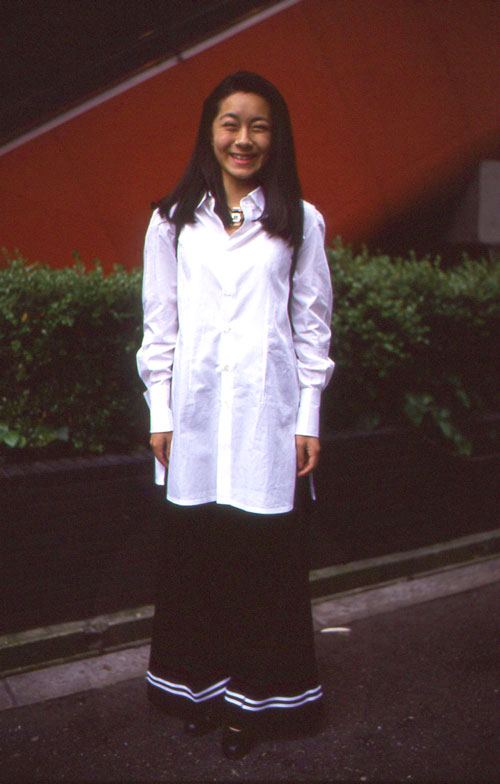 06140 18歳 女性 大学（１年）