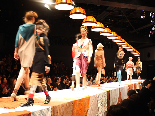 JAPAN FASHION WEEK in TOKYO 2009_Theatre Products