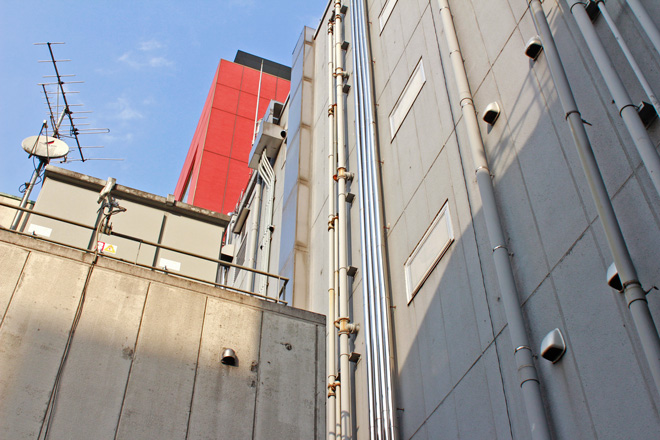 ACROSS,アクロス,ストリートファッションマーケティング,アクロスレポート,リノベーション,建築,銀座,銀座八丁目,金春通り,煉瓦街,資生堂パーラー,カフェー・プランタン,瓢山会館,尾崎士郎,人生劇場,青成瓢吉,スナック,パブ,CREATORS SNACK@GIN,CREATORS SNACK,soi,02 library,デザイン,グラフィック,明祥ビル,銀杏,ブラン亭,コリドー街,カレー,カレーライス,路地裏,日本