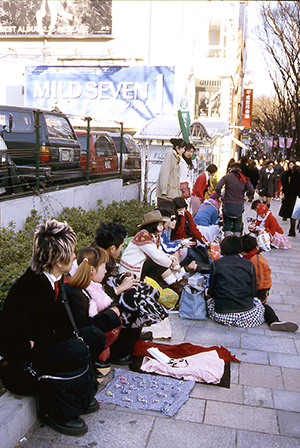 90s,TOMATO,ストリート,90年代,フリマ,路上,アンダーワールド,25周年,アドバンスド・スタイル,パルコ,parco,アート,パルコミュージアム,トレインスポッティング,ストリートカルチャー,０,オー,シネクイント,上映,映画,ダニーボイル,ユアンマクレガー,カールハイド,TOKYO STREET POEM,Karl Hyde, Rick Smith,ギャラリーＸ,渋谷区商店会連合会,渋谷のラジオ,箭内道彦,サイレントライブ,オヴァ・ノヴァ
